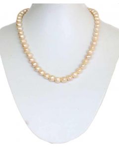 Exquisite Cultured Pearl Necklace